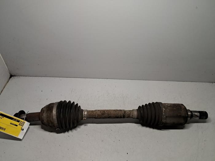 Gebruikte Steekas links-voor Chevrolet Aveo (250) 1.2 16V Prijs € 72,60 Inclusief btw aangeboden door De Jonghe Recuparts