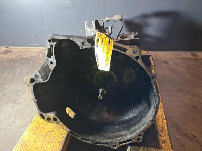Gebruikte Versnellingsbak Iveco New Daily IV 35C13V, C13V/P, S13V, S13V/P Prijs € 1.633,50 Inclusief btw aangeboden door De Jonghe Recuparts