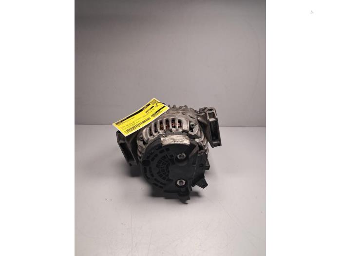 Gebruikte Alternator Opel Zafira (M75) Prijs € 60,50 Inclusief btw aangeboden door De Jonghe Recuparts