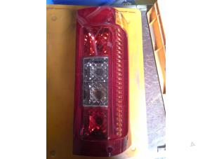 Gebruikte Achterlicht rechts Peugeot Boxer (244) 2.8 HDi 146 Prijs € 20,00 Margeregeling aangeboden door Autosloopexpert