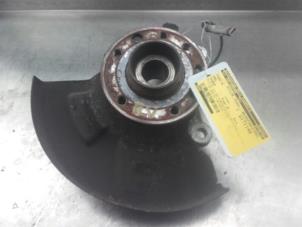 Gebruikte Asschenkel rechts-voor Opel Signum (F48) 3.0 CDTI V6 24V Prijs € 36,00 Margeregeling aangeboden door Autosloopexpert