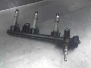 Gebruikte Injector brug Citroen C1 1.0 12V Prijs € 40,00 Margeregeling aangeboden door Autosloopexpert