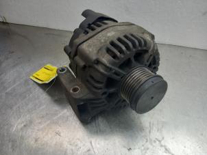 Gebruikte Dynamo Fiat Idea (350AX) 1.3 JTD 16V Multijet Prijs € 28,00 Margeregeling aangeboden door Autosloopexpert