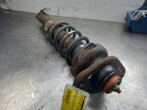 Gebruikte Schokdemperpoot links-achter BMW Mini One/Cooper (R50) 1.6 16V One Prijs € 24,00 Margeregeling aangeboden door Autosloopexpert