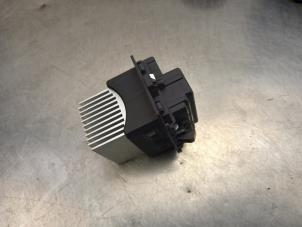 Gebruikte Kachel Weerstand Peugeot 108 1.0 12V Prijs € 16,00 Margeregeling aangeboden door Autosloopexpert