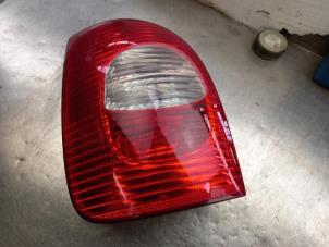 Gebruikte Achterlicht links Citroen Xsara Picasso (CH) 1.6i 16V Prijs € 20,00 Margeregeling aangeboden door Autosloopexpert