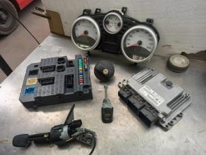 Gebruikte Contactslot + computer Peugeot 207/207+ (WA/WC/WM) 1.4 16V VTi Prijs € 140,00 Margeregeling aangeboden door Autosloopexpert