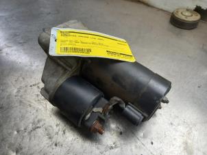 Gebruikte Dynamo Mitsubishi Carisma 1.8i 16V Prijs € 24,00 Margeregeling aangeboden door Autosloopexpert