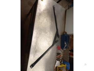 Gebruikte Stabilisatorstang voor BMW 1 serie (F20) 116i 1.6 16V Prijs € 40,00 Margeregeling aangeboden door Autosloopexpert