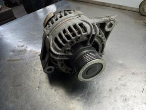 Gebruikte Dynamo Opel Astra H GTC (L08) 1.9 CDTi 100 Prijs € 32,00 Margeregeling aangeboden door Autosloopexpert