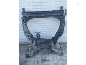 Gebruikte Subframe Mercedes Vito (447.6) 1.6 111 CDI 16V Prijs € 250,00 Margeregeling aangeboden door EU Engines & Parts BV