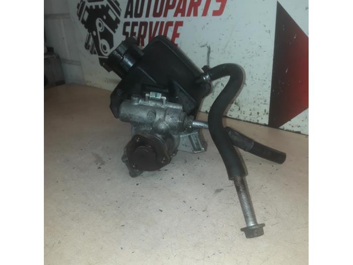 Gebruikte Servopomp Mercedes Vito (639.6) 2.2 109 CDI 16V Prijs € 100,00 Margeregeling aangeboden door EU Engines & Parts BV