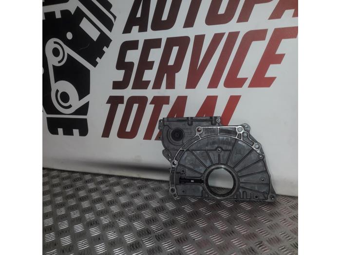 Gebruikte Distributiedeksel BMW 5 serie (F10) 520d 16V Prijs € 65,00 Margeregeling aangeboden door EU Engines & Parts BV