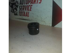 Gebruikte Zuiger Mercedes GLK (204.7/9) 3.0 320 CDI 24V 4-Matic Prijs € 25,00 Margeregeling aangeboden door EU Engines & Parts BV