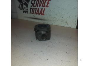 Gebruikte Zuiger Mercedes ML III (166) 3.0 ML-350 BlueTEC V6 24V 4-Matic Prijs € 25,00 Margeregeling aangeboden door EU Engines & Parts BV