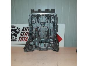 Gebruikte Carterpan Mercedes C (W205) C-200d 2.2 16V Prijs € 75,00 Margeregeling aangeboden door EU Engines & Parts BV