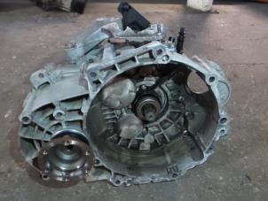 Gebruikte Versnellingsbak Seat Leon (1P1) 2.0 TDI DPF Prijs € 300,00 Margeregeling aangeboden door EU Engines & Parts BV