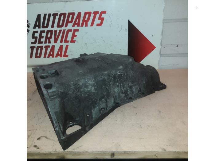 Gebruikte Carterpan Renault Megane II (BM/CM) 1.9 dCi 120 Prijs € 30,00 Margeregeling aangeboden door EU Engines & Parts BV