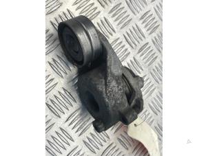 Gebruikte Spanrol Multiriem Mercedes Vito (639.6) 3.0 122 CDI V6 24V Prijs € 20,00 Margeregeling aangeboden door EU Engines & Parts BV