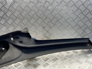 Gebruikte Paravan Mercedes E (C238) Prijs € 50,00 Margeregeling aangeboden door EU Engines & Parts BV