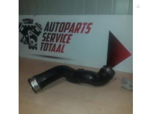 Gebruikte Intercooler Slang Mercedes Sprinter 3,5t (906.73) 310 CDI 16V Prijs € 25,00 Margeregeling aangeboden door EU Engines & Parts BV