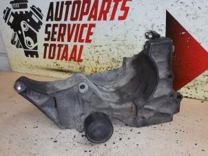 Gebruikte Dynamosteun onder BMW 1 serie (E81) 118d 16V Prijs € 40,00 Margeregeling aangeboden door EU Engines & Parts BV