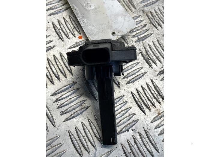 Gebruikte Olie niveau sensor Volkswagen Crafter 2.5 TDI 30/35/50 Prijs € 35,00 Margeregeling aangeboden door EU Engines & Parts BV