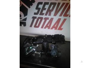 Gebruikte Inlaatspruitstuk Fiat Ducato (250) 2.0 D 115 Multijet Prijs € 150,00 Margeregeling aangeboden door EU Engines & Parts BV