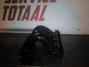 Gebruikte Inlaatspruitstuk Mercedes C (W203) 2.2 C-220 CDI 16V Prijs € 65,00 Margeregeling aangeboden door EU Engines & Parts BV