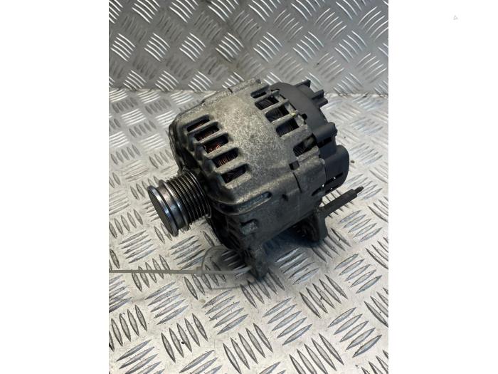 Gebruikte Dynamo Volkswagen Golf VII (AUA) 1.2 TSI 16V Prijs op aanvraag aangeboden door EU Engines & Parts BV