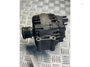 Gebruikte Dynamo Mercedes E (W212) E-200 1.8 NGT 16V BlueEfficiency Prijs € 125,00 Margeregeling aangeboden door EU Engines & Parts BV