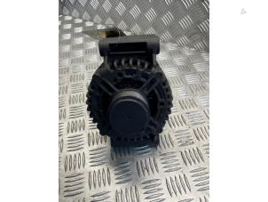 Gebruikte Dynamo Mercedes Sprinter 4t (910.0/910.1/907.1/907.2) 214 CDI 2.1 D FWD Prijs € 125,00 Margeregeling aangeboden door EU Engines & Parts BV