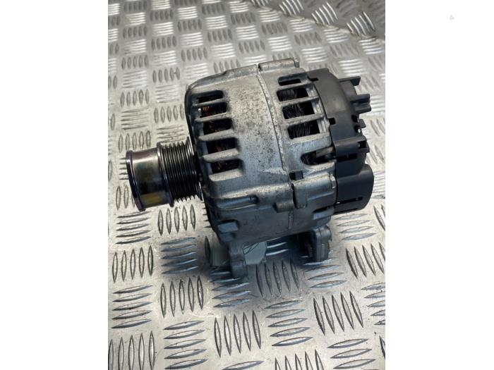 Gebruikte Dynamo Volkswagen Golf VII (AUA) 1.4 TSI BlueMotion Technology 125 16V Prijs € 75,00 Margeregeling aangeboden door EU Engines & Parts BV