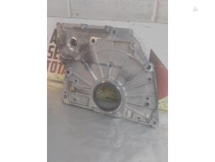 Gebruikte Distributiedeksel BMW 4 serie (F32) 435d xDrive 3.0 24V Prijs € 65,00 Margeregeling aangeboden door EU Engines & Parts BV