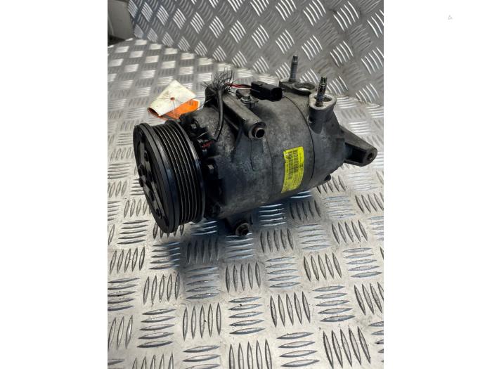Gebruikte Aircopomp Ford Transit Custom 2.2 TDCi 16V Prijs € 100,00 Margeregeling aangeboden door EU Engines & Parts BV