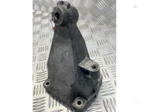 Gebruikte Motorsteun Mercedes Sprinter 3,5t (906.63) Prijs € 25,00 Margeregeling aangeboden door EU Engines & Parts BV