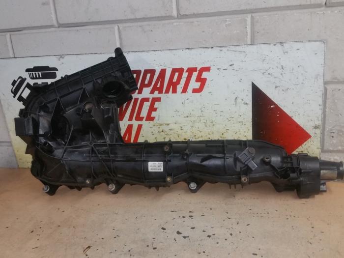 Gebruikte Inlaatspruitstuk BMW 5 serie (F10) 535d 24V Prijs € 200,00 Margeregeling aangeboden door EU Engines & Parts BV