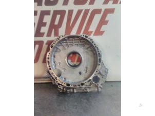 Gebruikte Distributiedeksel Mercedes E (W213) E-200d 2.0 Turbo 16V Prijs € 100,00 Margeregeling aangeboden door EU Engines & Parts BV