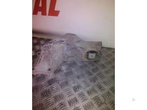 Gebruikte Motorrubber Mercedes Vito (639.7) 2.2 115 CDI 16V Prijs € 75,00 Margeregeling aangeboden door EU Engines & Parts BV