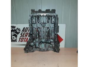 Gebruikte Carterpan Mercedes C (W205) C-200d 2.2 16V Prijs € 75,00 Margeregeling aangeboden door EU Engines & Parts BV