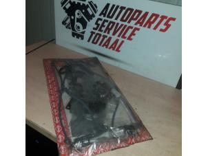 Nieuwe Koppakking Set Ford Mondeo I 2.0i 16V 4x4 (U9) Prijs € 223,85 Inclusief btw aangeboden door EU Engines & Parts BV