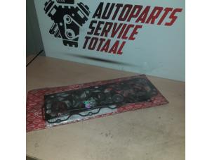 Gebruikte Koppakking Set Opel Astra F (53B) 1.4i GT/HP Prijs € 25,00 Margeregeling aangeboden door EU Engines & Parts BV