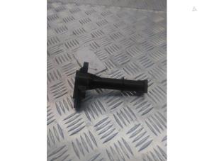 Gebruikte Olie niveau sensor Mercedes Sprinter 3,5t (906.63) 316 CDI 16V Prijs € 20,00 Margeregeling aangeboden door EU Engines & Parts BV