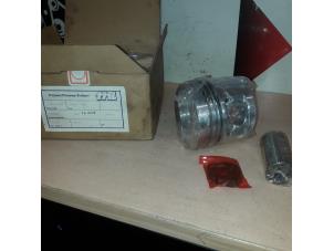 Nieuwe Zuiger Toyota Dyna 200 3.4D Prijs € 181,50 Inclusief btw aangeboden door EU Engines & Parts BV