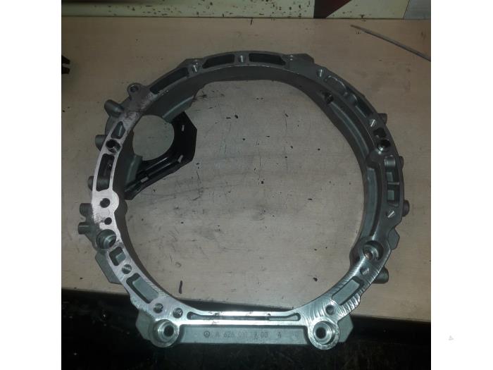 Gebruikte Tussenplaat motor Mercedes C (W205) C-180 1.6 CDI BlueTEC, C-180 d 16V Prijs € 75,00 Margeregeling aangeboden door EU Engines & Parts BV