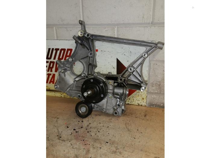 Gebruikte Dynamosteun onder Mercedes Sprinter 3,5t (906.63) 316 CDI 16V Prijs € 75,00 Margeregeling aangeboden door EU Engines & Parts BV