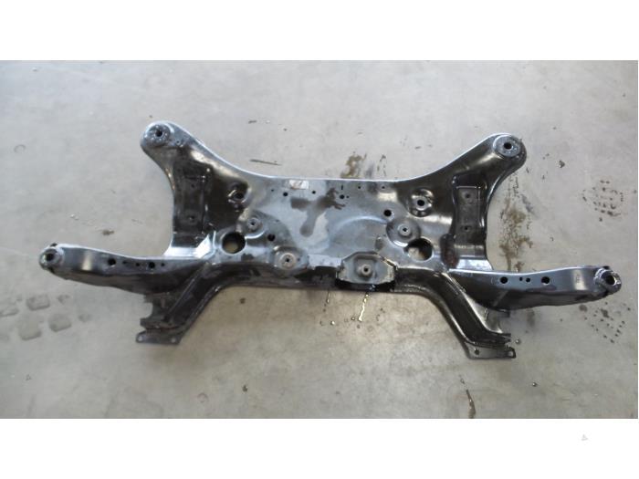Gebruikte Subframe Ford Transit Custom 2.0 TDCi 16V Eco Blue 185 Prijs € 200,00 Margeregeling aangeboden door EU Engines & Parts BV