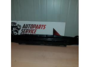 Gebruikte Radiateurbalk Audi Q7 (4LB) 3.0 TDI V6 24V Prijs € 50,00 Margeregeling aangeboden door EU Engines & Parts BV