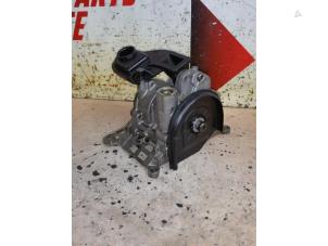 Gebruikte Oliepomp BMW 3 serie (F30) 330d 3.0 24V Prijs € 100,00 Margeregeling aangeboden door EU Engines & Parts BV