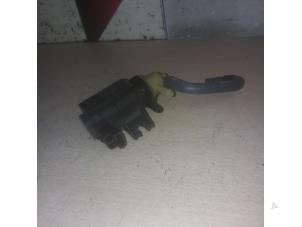 Gebruikte Turbodruk sensor Ford Fiesta 6 (JA8) 1.0 EcoBoost 12V 100 Prijs € 25,00 Margeregeling aangeboden door EU Engines & Parts BV